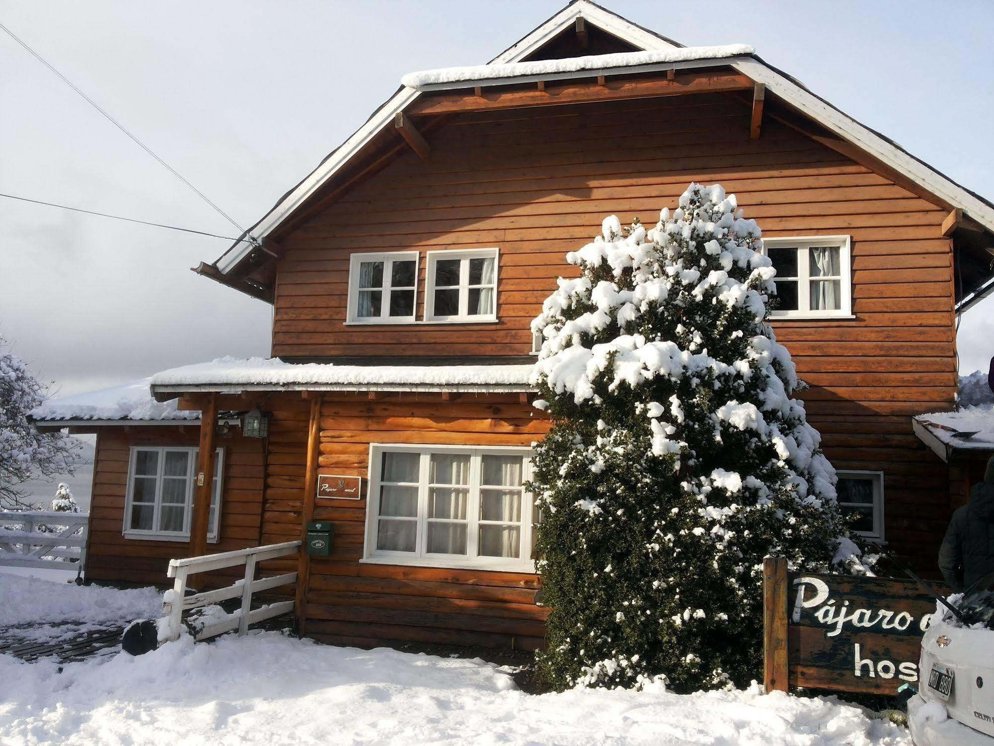 Pajaro Azul Bed & Breakfast San Carlos de Bariloche Exterior photo